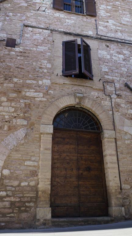 Residenza Le Volte Degli Angeli Apartment Spello Luaran gambar